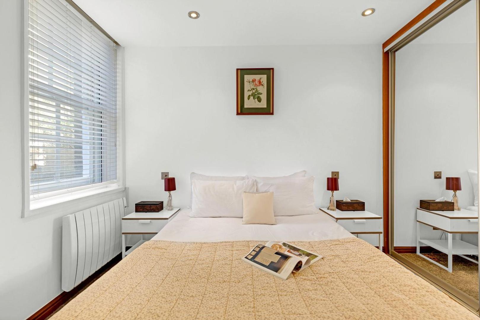 Lovely 1 Bed With Garden Apartment
